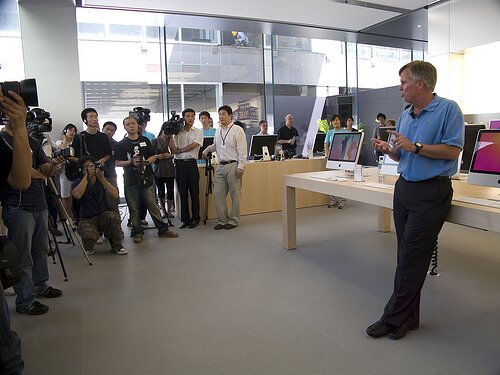 John Ford, Sanlitun Apple Store manager